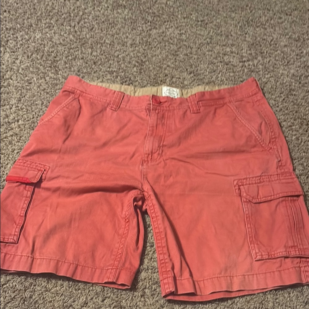 Men’s cargo shorts